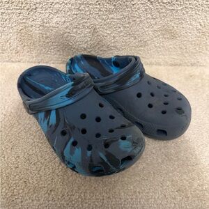 Crocs Blue Swirl Slip On Shoes Sz 13